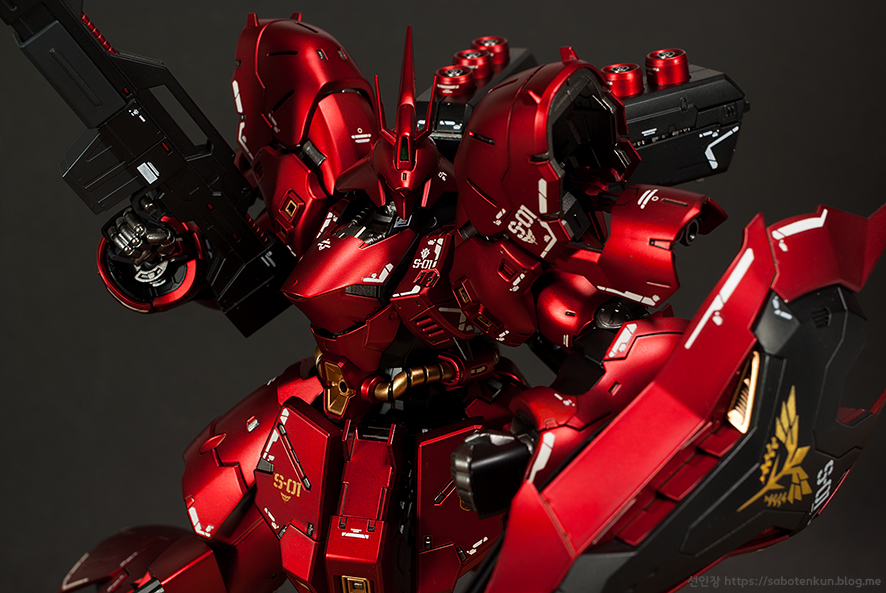 sazabi_01.jpg