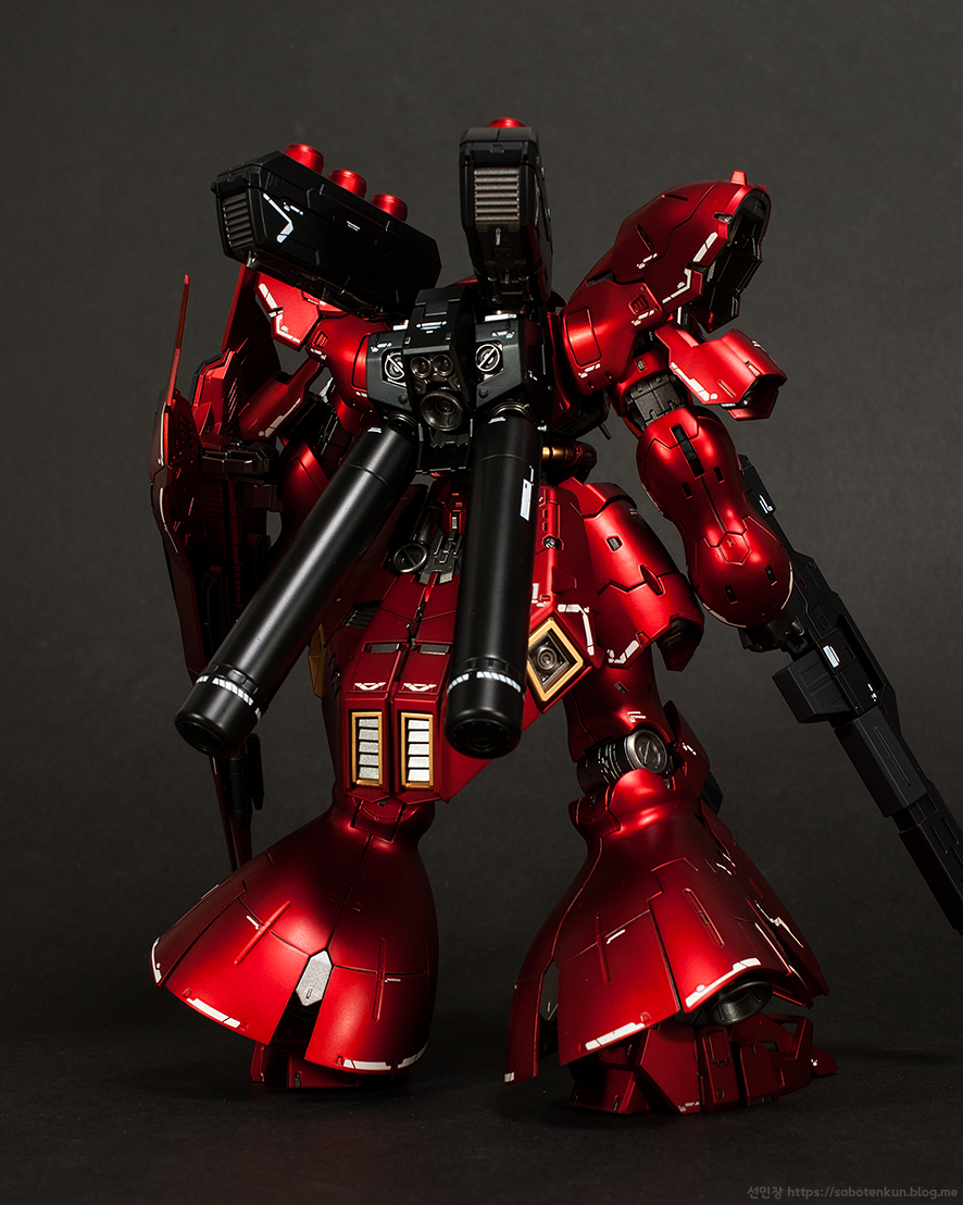 sazabi_05.jpg