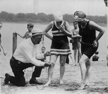 Measuring Suit, 1922 - LOC_0.jpg