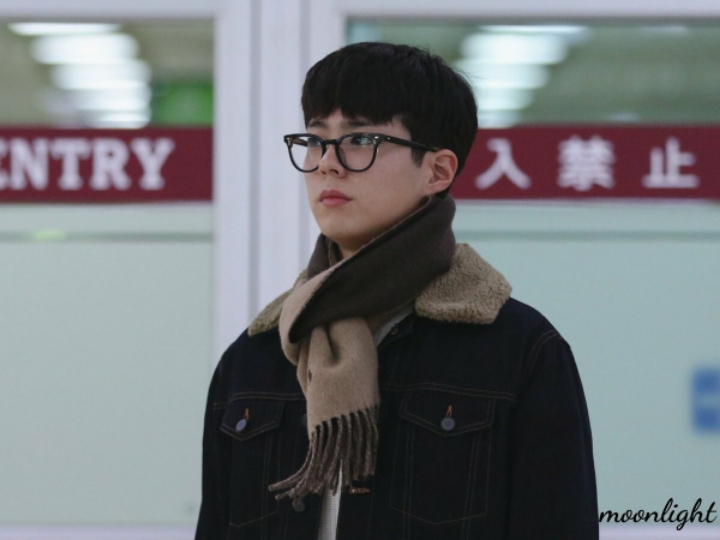 뿔테안경 쓰면 찐따처럼 보이는 이유_7.jpeg