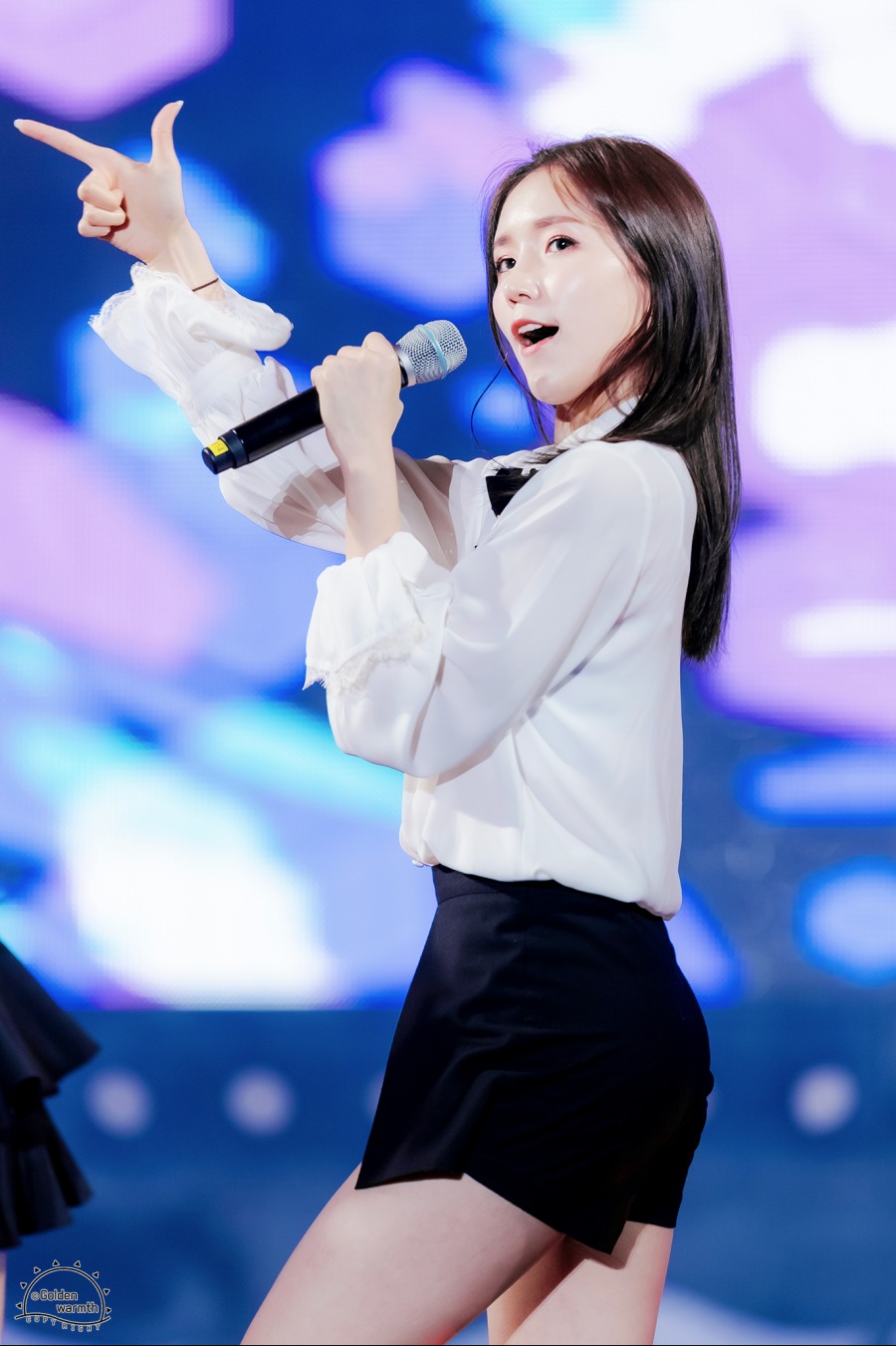 러블리즈 20190516 성주행사 by Golden_warmth 31 진.png