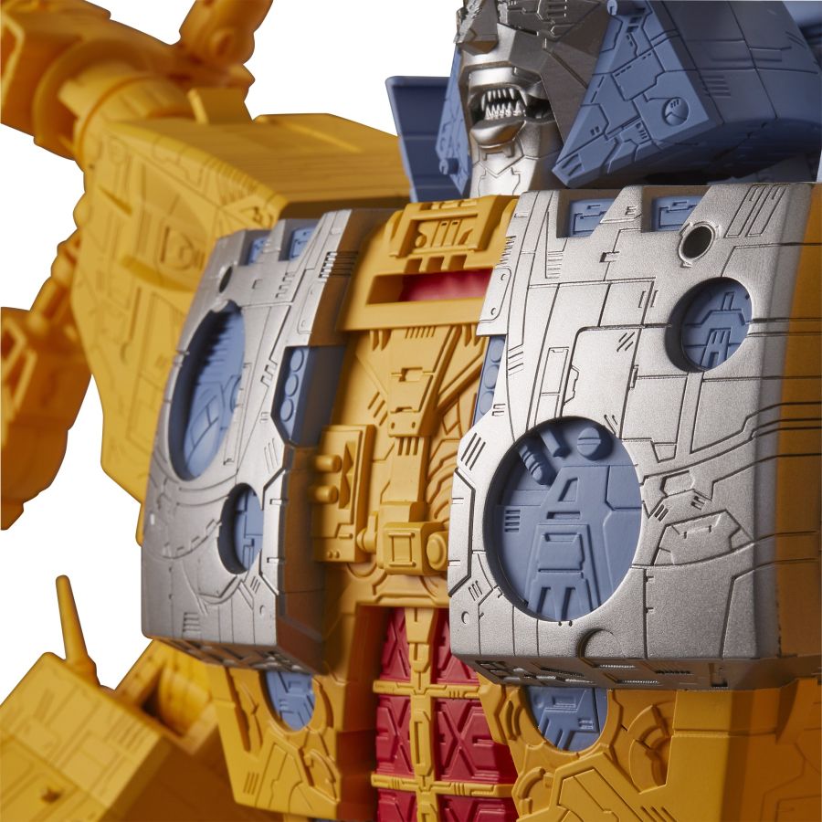 E6830_Transformers_War_For_Cybertron_Unicron_04_2000x.jpg