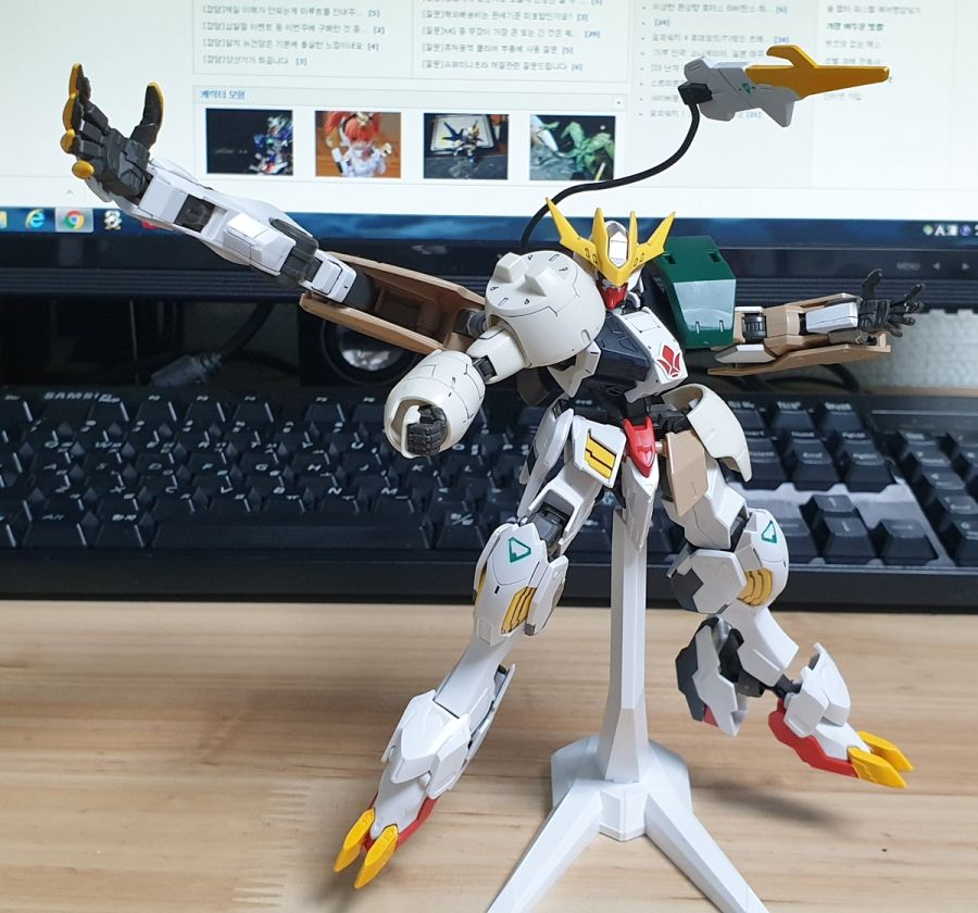 건담 바르바토스 세이드 (GUNDAM BARBATOS SHADE) 2 (5).jpg