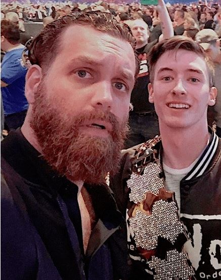 20살에 갑부가 된 사나이.jpg_4.jpg