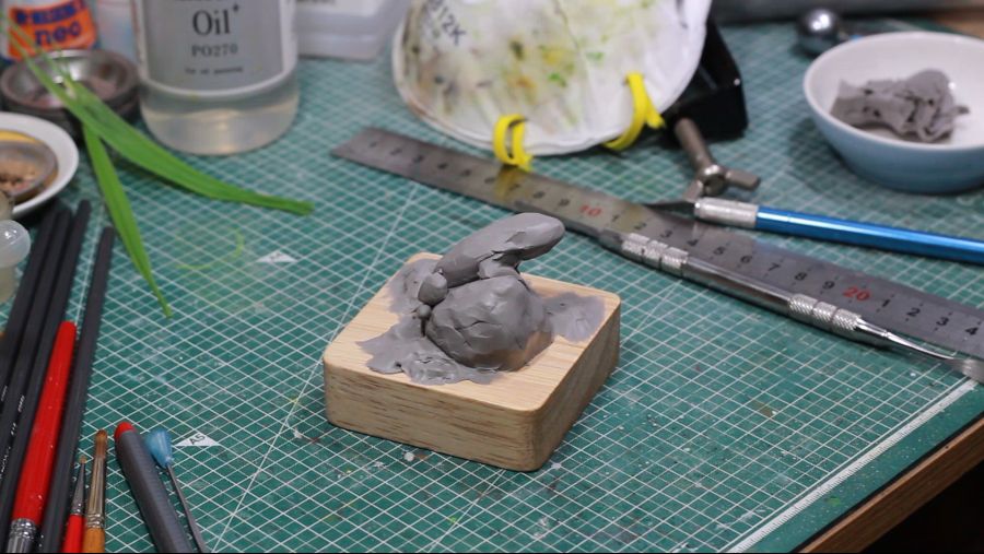 조형작가의 청개구리 피규어 만들기 과정!_2.jpg