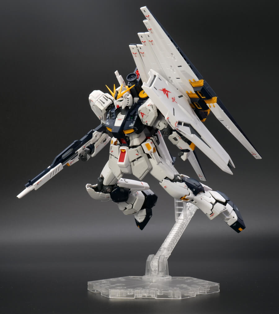 RG-NU-GUNDAM-45.jpg