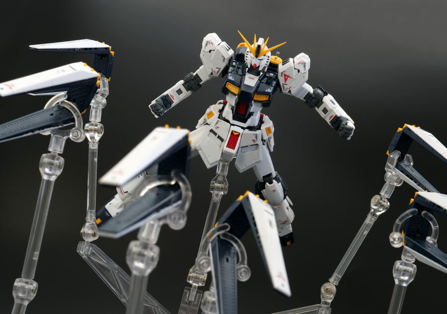 RG-NU-GUNDAM-83.jpg