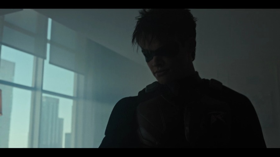 Titans.2018.S01E06.720p.NF.WEB-DL.DDP5.1.x264-NTG.mkv_000071071.png