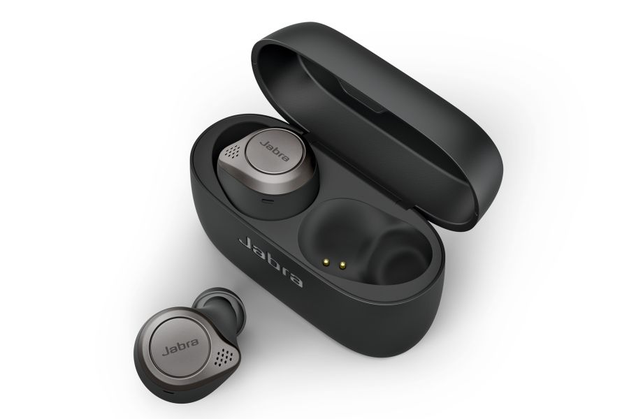 Jabra_Elite_75t_Titanium_Black_cradle___earbud_2_LB.jpg