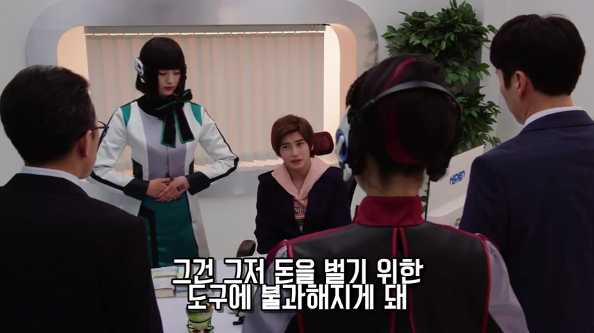 f6aa6ca2-e291-11e9-8ec8-48df37269fd0.mp4_000704162.png