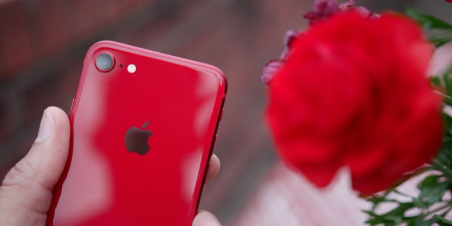 iphone-8-product-red.jpg