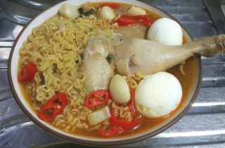 배보다 배꼽 라면 (반계탕면)_1.jpg