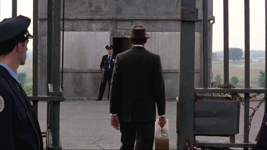 The.Shawshank.Redemption.1994.Bluray.1080p.TrueHD.x264-Grym.mkv_20191030_173645.743.jpg