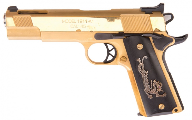 800px-Golden_SA_M1911-A1_pistol.jpg