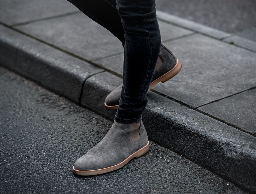 Mens-UK-Fashion-Blogger-Common-Projects-Chelsea-Boots-Faded-Black-Skinny-Jeans.jpg