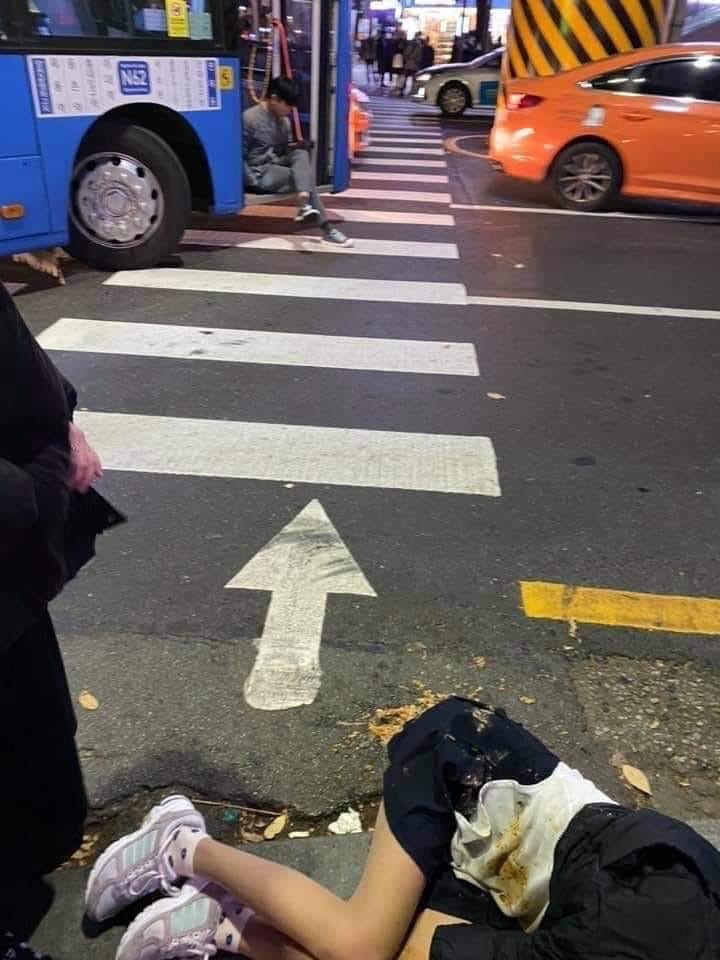 어제자 서울 대환장 파티.jpg_1.jpg