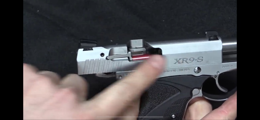 불펍 권총이 존재한다?_1.png