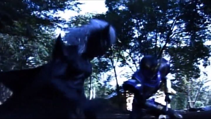 [가면라이더 쿠우가] 박쥐의 근성_83.png