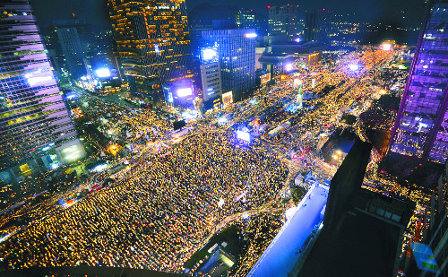 그 겨울, 뜨거웠던 광장_2.jpg