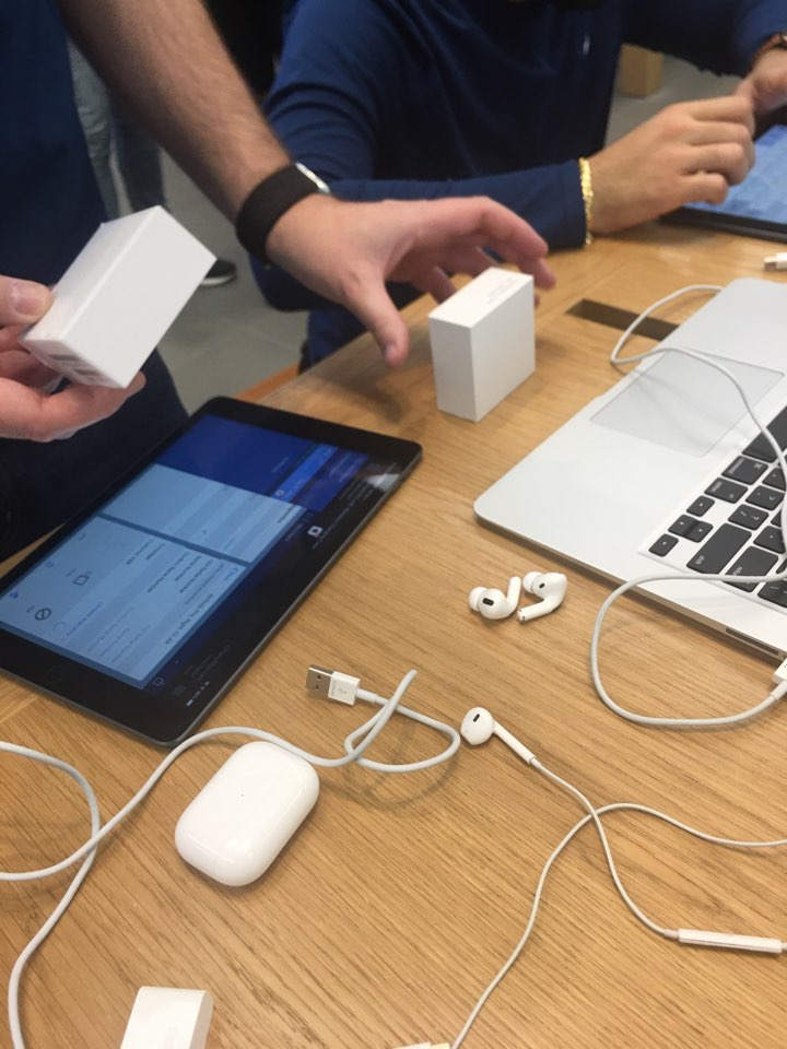 에어팟 프로 때문에 지니어스 바 다녀왔습니다_1.jpg