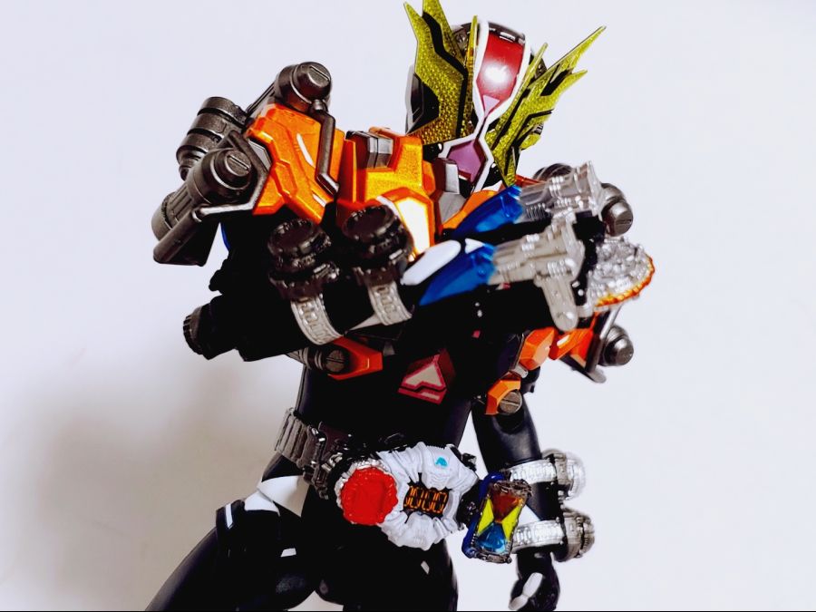 SHF 가면라이더 게이츠 리바이브 강렬_1.jpg