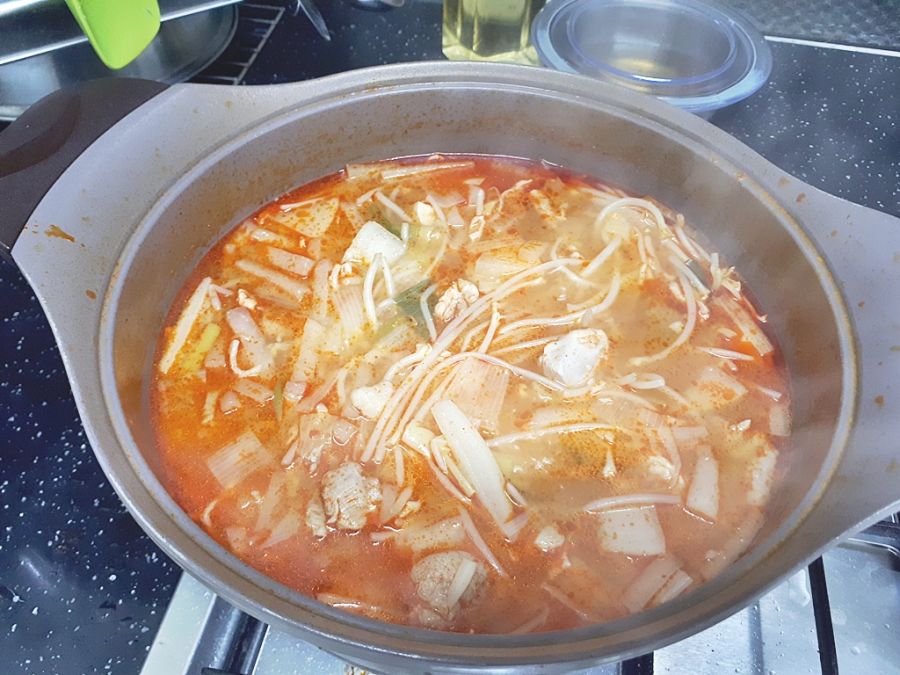 브라질산 냉동닭다리살을 이용한 요리 3가지_3.jpg