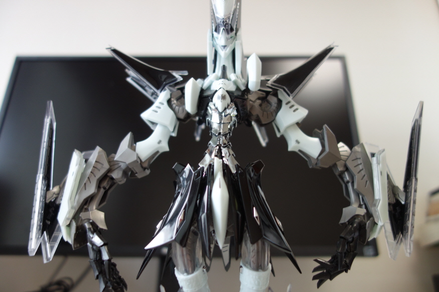 고딕메이드 카이제린 (feat. 뉴건담)_32.jpg