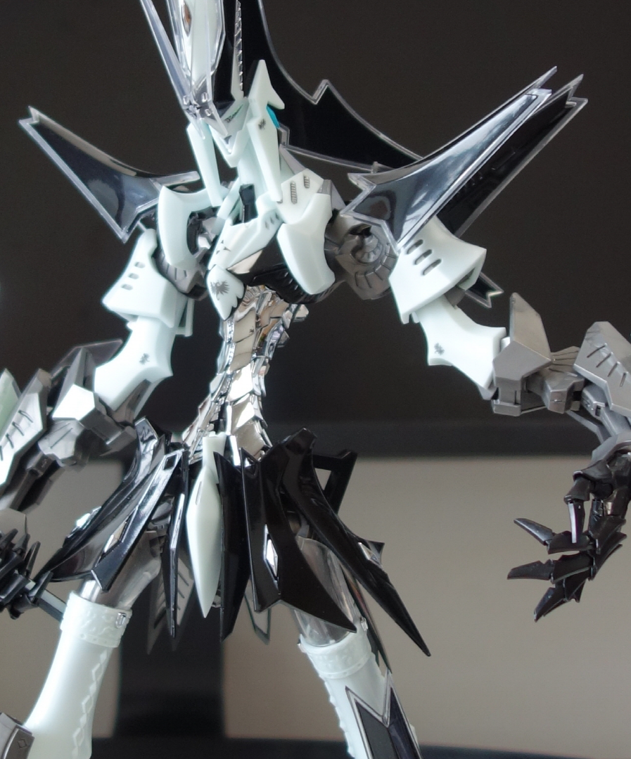 고딕메이드 카이제린 (feat. 뉴건담)_1.png