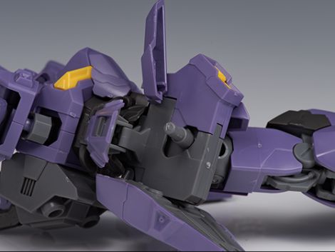 HGUC 1/144 발길 해외 리뷰_32.jpg