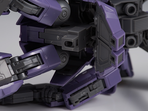 HGUC 1/144 발길 해외 리뷰_40.jpg