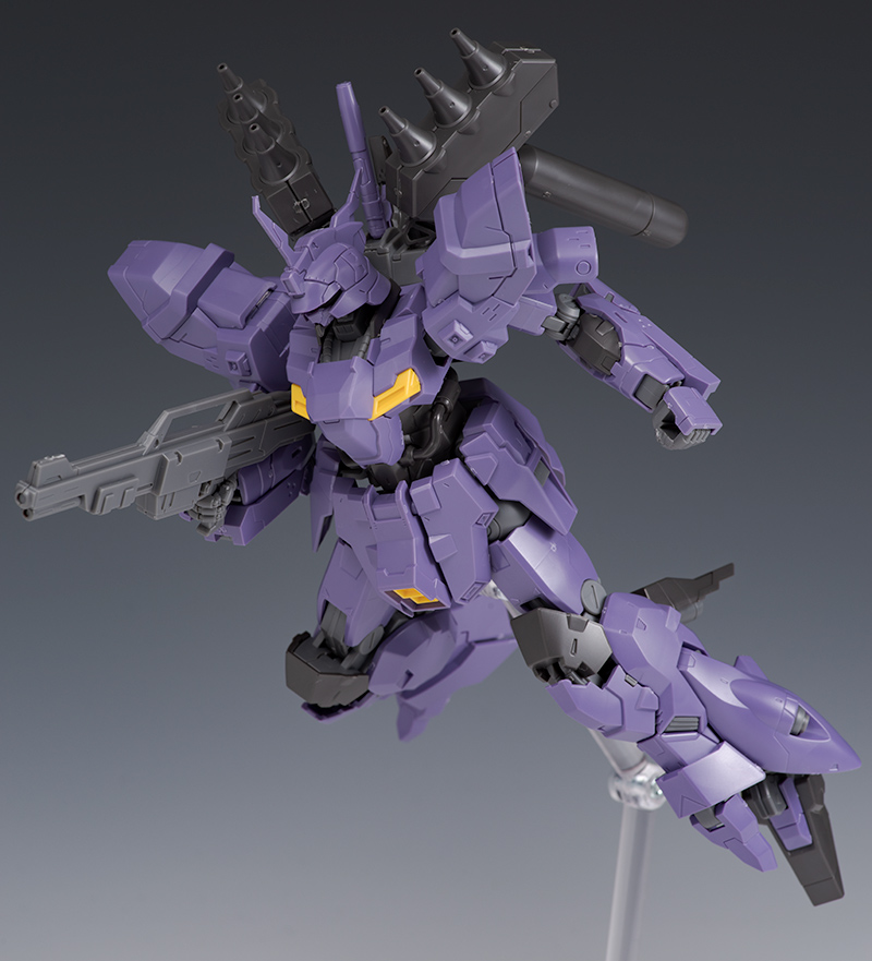 HGUC 1/144 발길 해외 리뷰_41.jpg