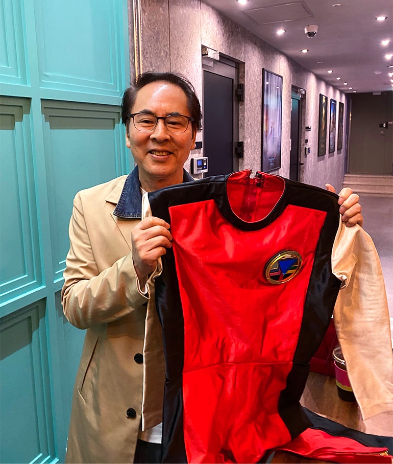 [인증] 후뢰시맨 실제 의상을 들고 레드후뢰시 성우 김환진 성우님을 만나고 오다!_27.jpg