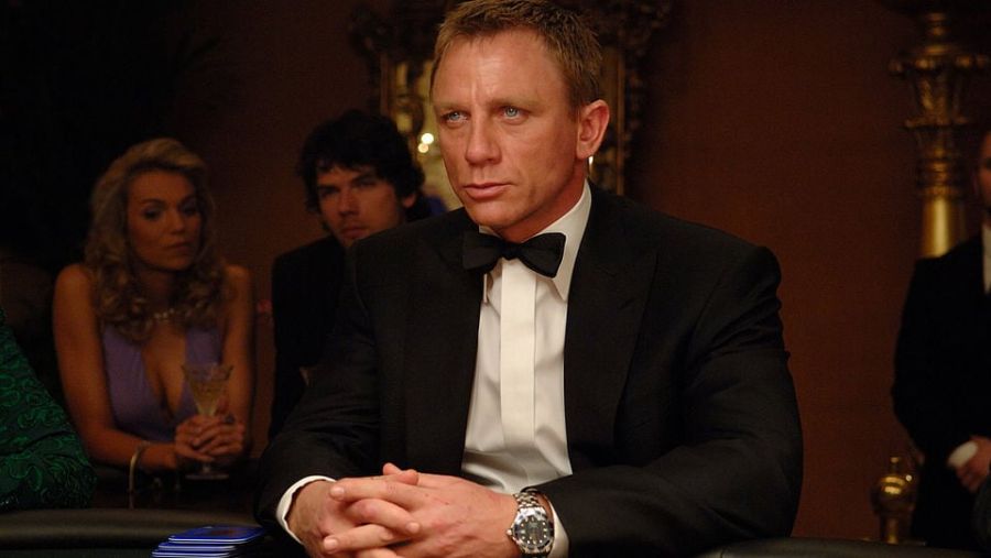 csm_james_bond_casino_royal_large_1600x900_fd1687232a.jpg