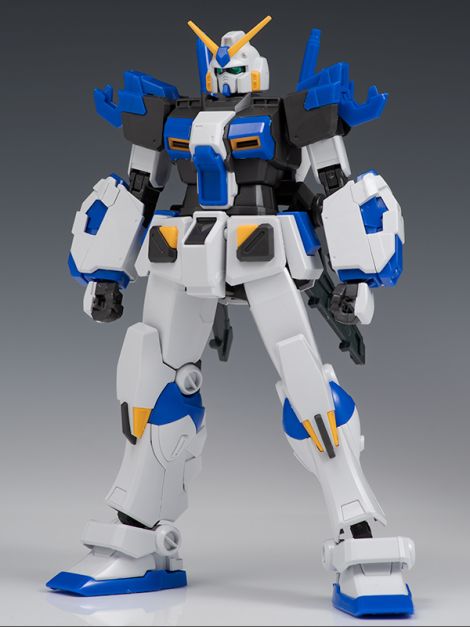 HGUC 1/144 건담 4호기 해외 리뷰_9.jpg