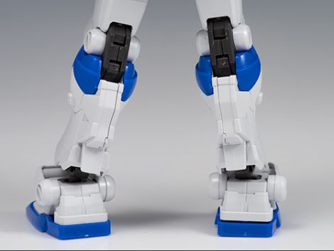 HGUC 1/144 건담 4호기 해외 리뷰_35.jpg