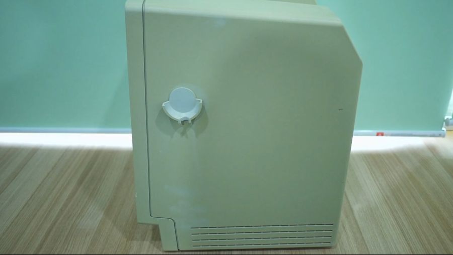 II - 1 Restoring Macintosh Classic II and installing High Sierra.mp4_20200525_170631.893.jpg
