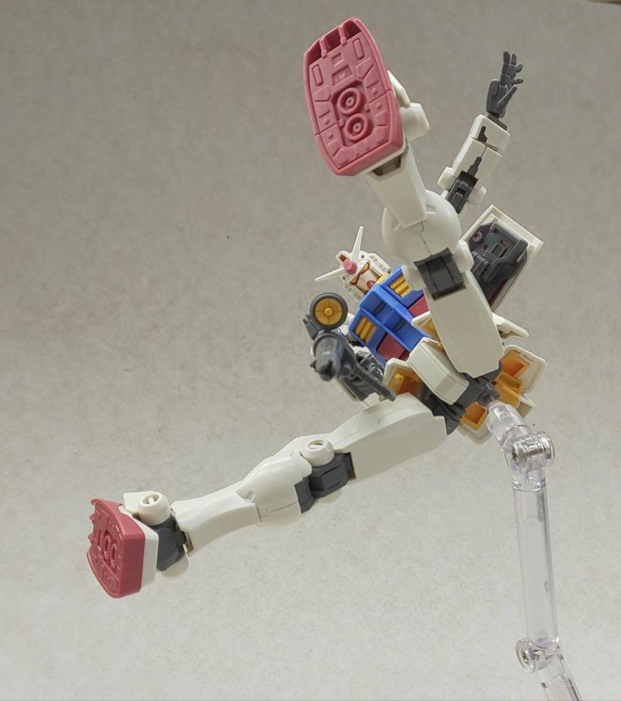 HGUC 1/144 퍼스트 건담 [비욘드 글로벌] 리뷰 영상 + 가조립 사진_6.jpg