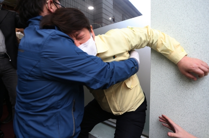 전용기의원님이 오셨으니 용기내어 북유게 마스코트들 달려본다_13.jpg