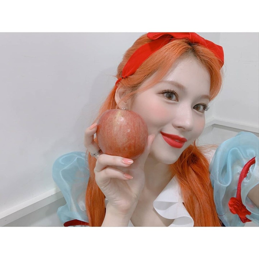 twicetagram_p_2340076237676871025_3_2340076232526137483.jpg