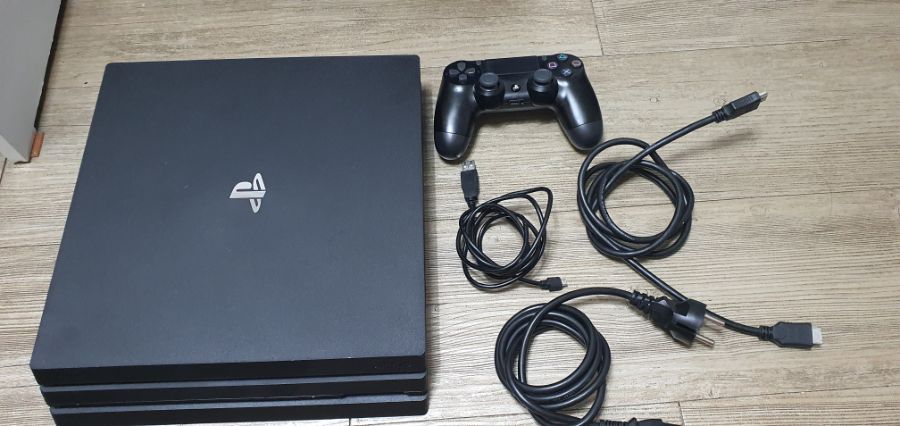 플4프로 중고 + 타이틀 판매_4.jpg