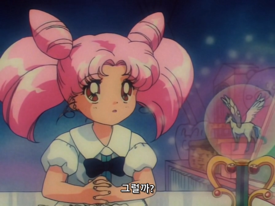 [미소녀 전사 세일러 문] 어린 여자아이를 말의 눈으로 바라보는 자_10.jpg