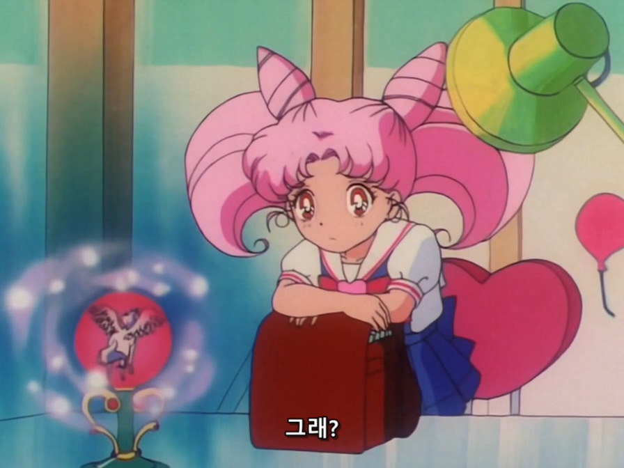 [미소녀 전사 세일러 문] 어린 여자아이를 말의 눈으로 바라보는 자_17.jpg