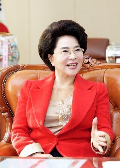 대한민국 동안 끝판왕_2.jpg