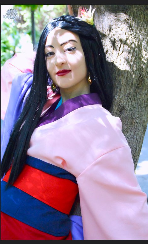 서양누나들이 한 뮬란 코스프레_3.png