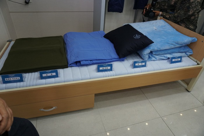 육군이 공군가고 공군이 육군가면 제일 충격에 빠지는 것_2.jpg