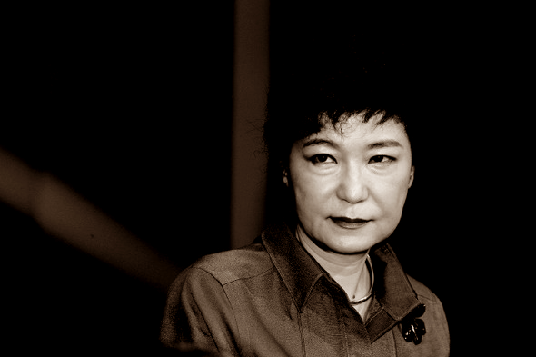 제목에 가슴들어가면 조회수 높아진다며_2.png