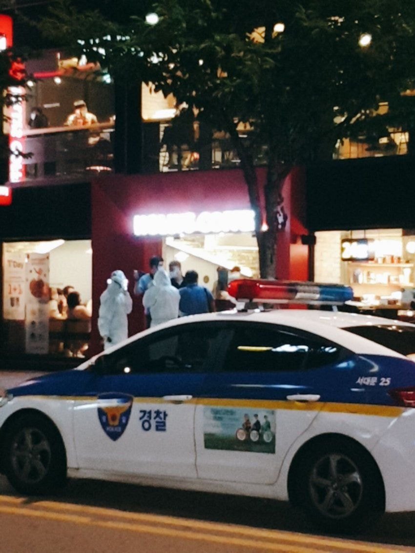 신촌에서 잡힌 확진자 현장 사진_1.jpeg