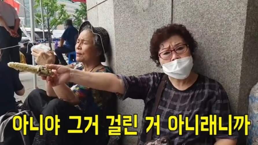 코로나가 무섭지 않다는 집회 참가자들_6.jpg