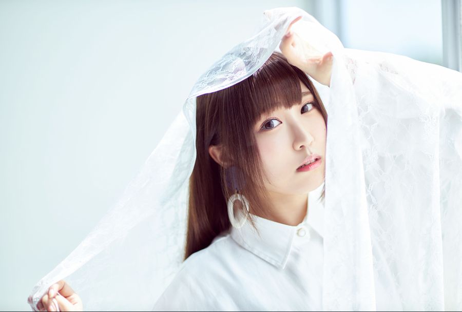 애니메이트-아이나가 말하는 이번 작품에서 보여준 다른 표정과「나다움」이란?_1.jpg