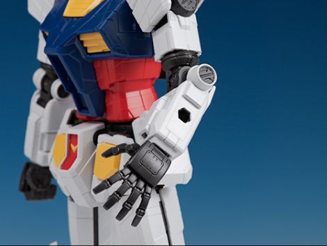 bandai_rx78f00027.jpg